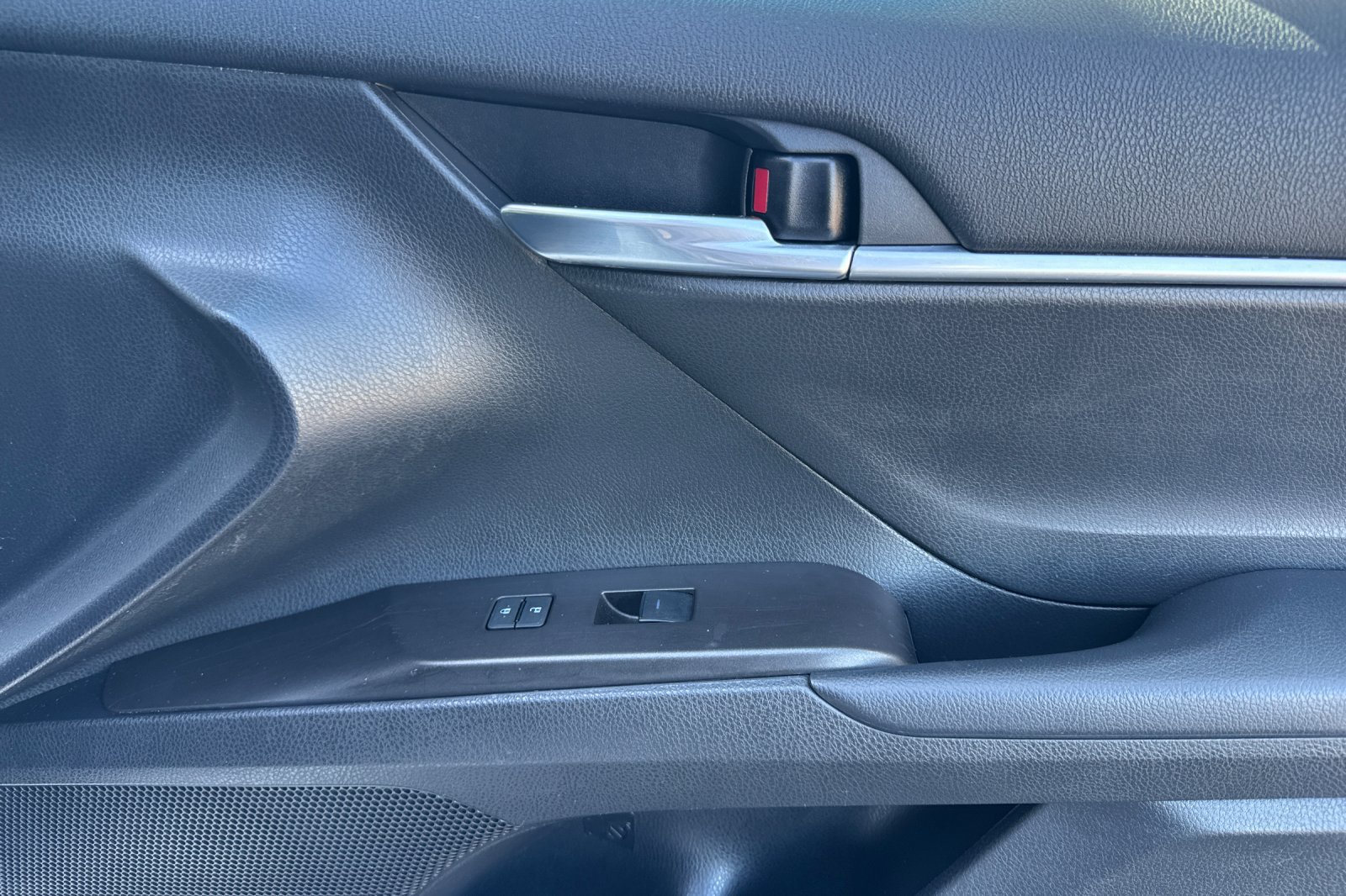 Certified 2022 Toyota Camry LE FWD image 21