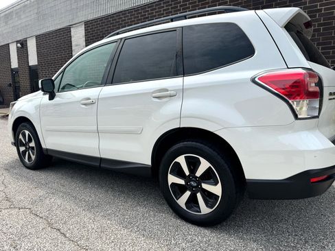 Used 2018 Subaru Forester 2.5i Premium w/ All-Weather Package image 31