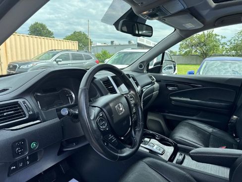 Used 2018 Honda Pilot Elite image 17