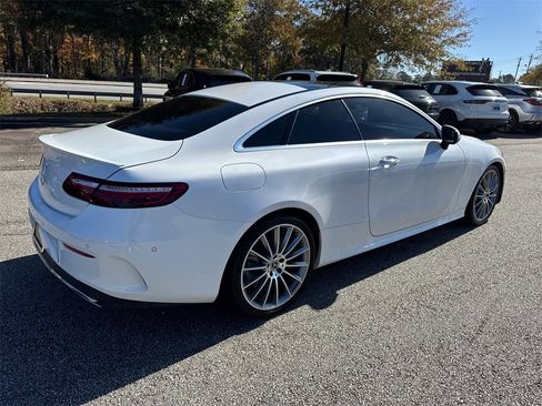 Used 2022 Mercedes-Benz E 450 Coupe image 7
