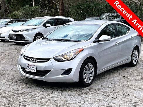 Used 2012 Hyundai Elantra GLS image 3