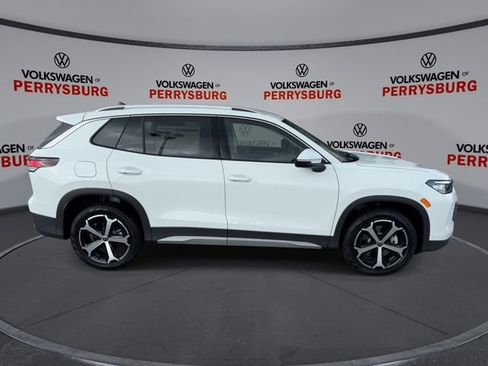 New 2026 Volkswagen Tiguan SE AWD/4WD image 9