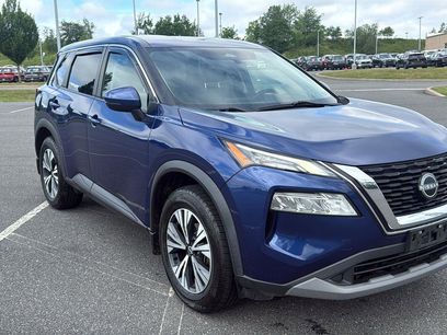Used 2022 Nissan Rogue SV