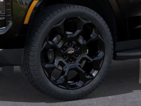 New 2026 Chevrolet Suburban RST AWD/4WD image 9