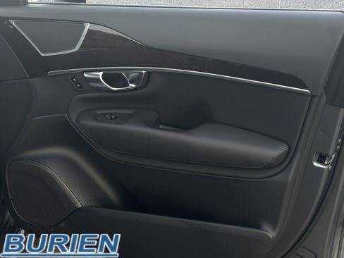 Used 2019 Volvo XC90 T6 Momentum w/ Advanced Package image 20