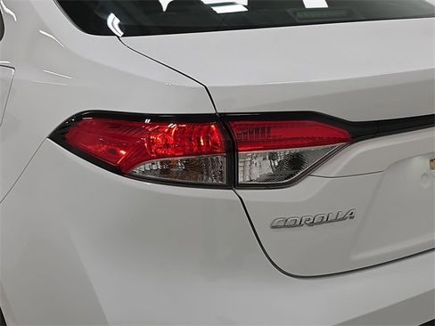 Certified 2023 Toyota Corolla LE w/ Carpet Mat Package (TMS) image 30