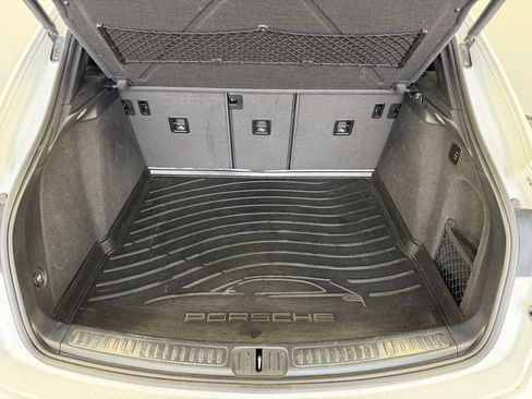 Used 2018 Porsche Macan GTS image 32