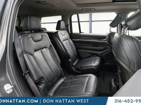 Used 2023 Jeep Grand Cherokee L Limited AWD/4WD image 24