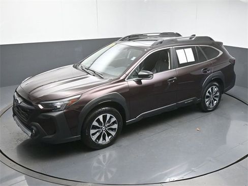 Used 2024 Subaru Outback Limited image 45