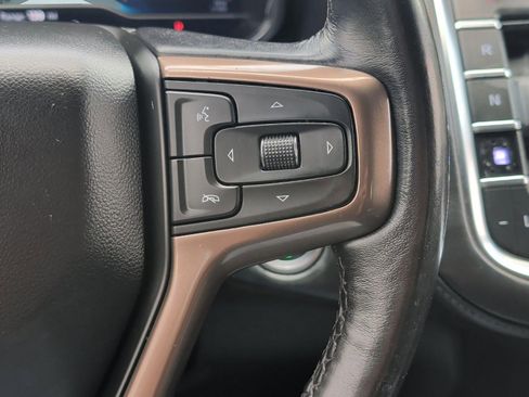 Used 2022 Chevrolet Suburban High Country AWD/4WD image 15