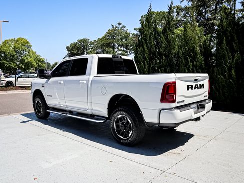 Used 2025 RAM 2500 Laramie AWD/4WD image 7