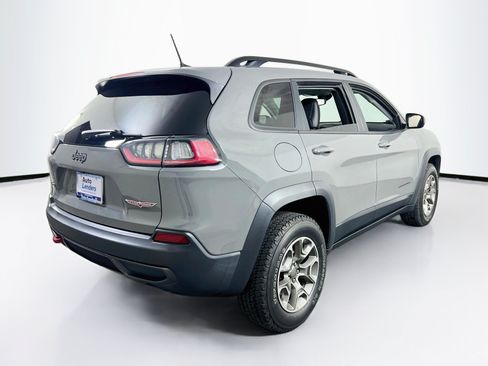 Used 2022 Jeep Cherokee Trailhawk AWD/4WD image 5