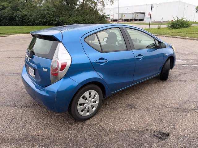 Used 2014 Toyota Prius C Two FWD image 2