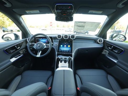 Used 2026 Mercedes-Benz GLC 300 GLC 300 image 19