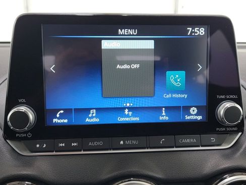 Used 2024 Nissan Sentra SV FWD image 22