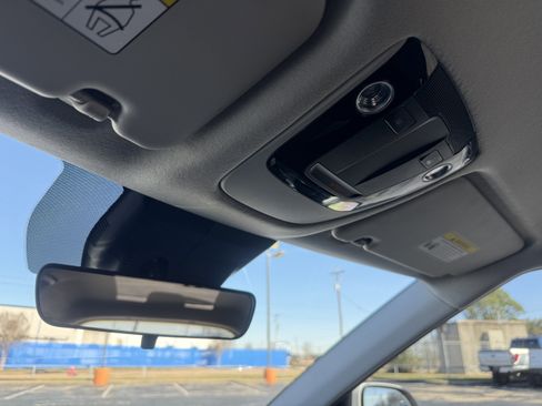 Used 2023 Kia Seltos S image 46