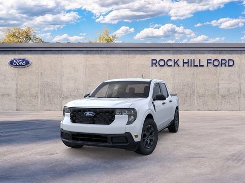 New 2026 Ford Maverick XLT w/ XLT Luxury Package FWD image 3