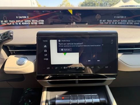 New 2025 Lincoln Nautilus Premier w/ Jet Appearance Package image 9