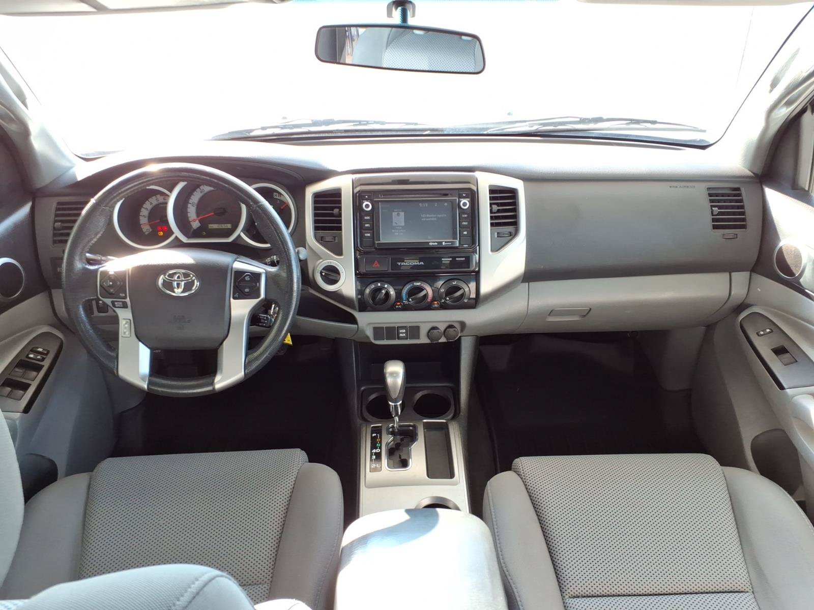 Used 2015 Toyota Tacoma 4x4 Double Cab w/ TRD Sport Package image 20