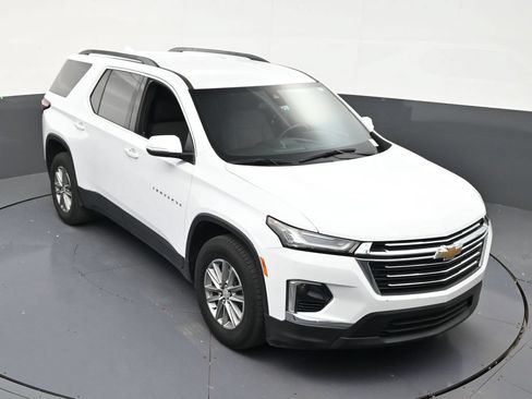 Used 2023 Chevrolet Traverse LT FWD image 18