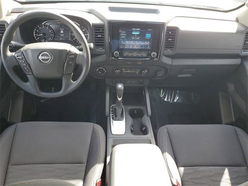 Used 2022 Nissan Frontier S image 13
