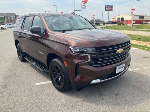 Used 2023 Chevrolet Tahoe LT AWD/4WD image 1