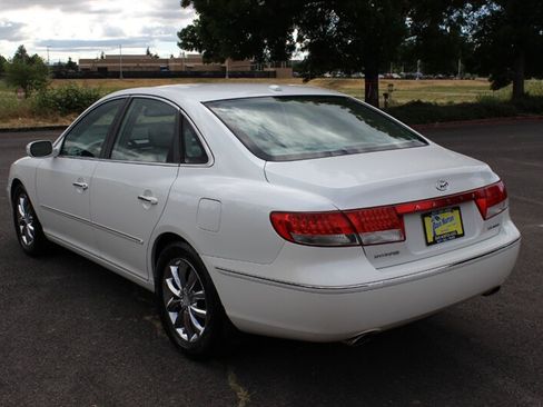 Used 2008 Hyundai Azera Limited FWD image 3