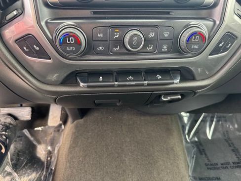 Used 2015 Chevrolet Silverado 1500 LTZ Z71 AWD/4WD image 5