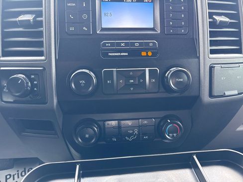 Used 2020 Ford F250 XL w/ STX Appearance Package image 23