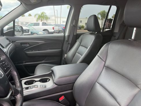 Used 2024 Honda Ridgeline RTL image 12