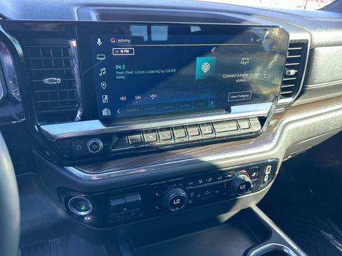 Certified 2024 Chevrolet Silverado 1500 LT Trail Boss w/ Convenience Package II image 16