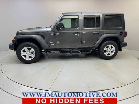 Used 2019 Jeep Wrangler Unlimited Sport S AWD/4WD image 2