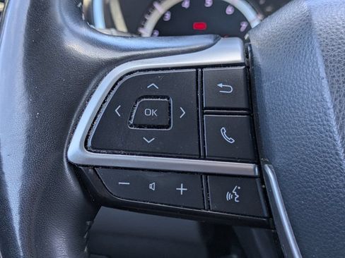 Used 2022 Toyota Highlander Platinum AWD/4WD image 26