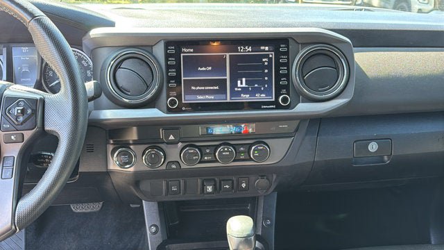 Used 2022 Toyota Tacoma TRD Off-Road AWD/4WD image 21