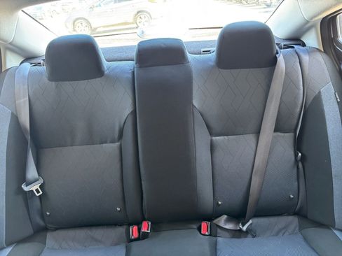 Used 2025 Nissan Versa SV FWD image 38