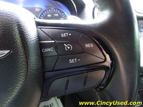 Used 2015 Chrysler 300 S AWD/4WD image 23