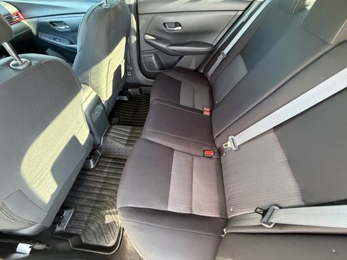 Used 2023 Nissan Sentra SV image 13