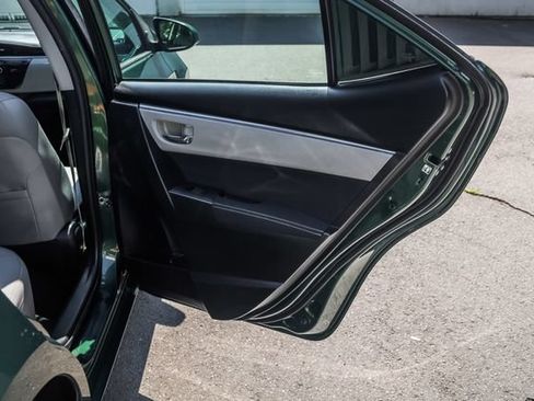 Used 2015 Toyota Corolla LE FWD image 16