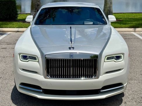 Used 2020 Rolls-Royce Wraith RWD image 2