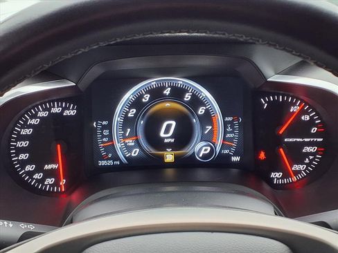 Used 2016 Chevrolet Corvette Stingray Coupe image 23