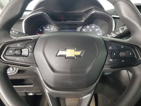 Used 2023 Chevrolet TrailBlazer LT w/ Convenience Package FWD image 23