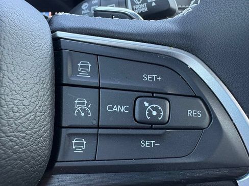Used 2025 Jeep Grand Cherokee L Laredo w/ Luxury Tech Group I AWD/4WD image 18