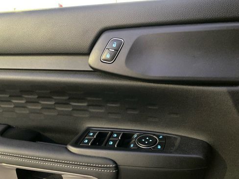 Used 2024 Ford Ranger XLT w/ FX4 Off-Road Package image 11