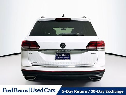 Used 2023 Volkswagen Atlas SE w/ Black Wheel Package image 6