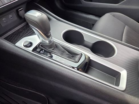 New 2026 Nissan Altima 2.5 SV FWD image 18