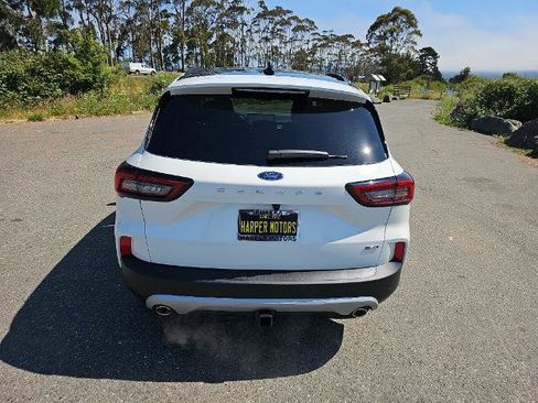 New 2025 Ford Escape SE w/ Class II Trailer Tow Package image 4