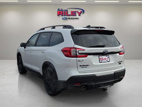 Used 2023 Subaru Ascent Onyx Edition Limited image 3