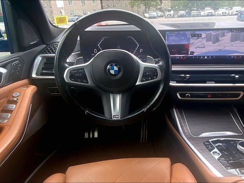 Used 2024 BMW X7 xDrive40i w/ Executive Package AWD/4WD image 5