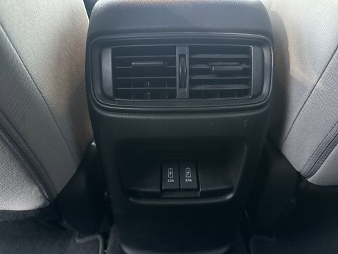 Used 2018 Honda CR-V EX image 16