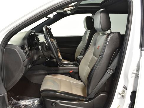 Used 2023 Dodge Durango GT image 10